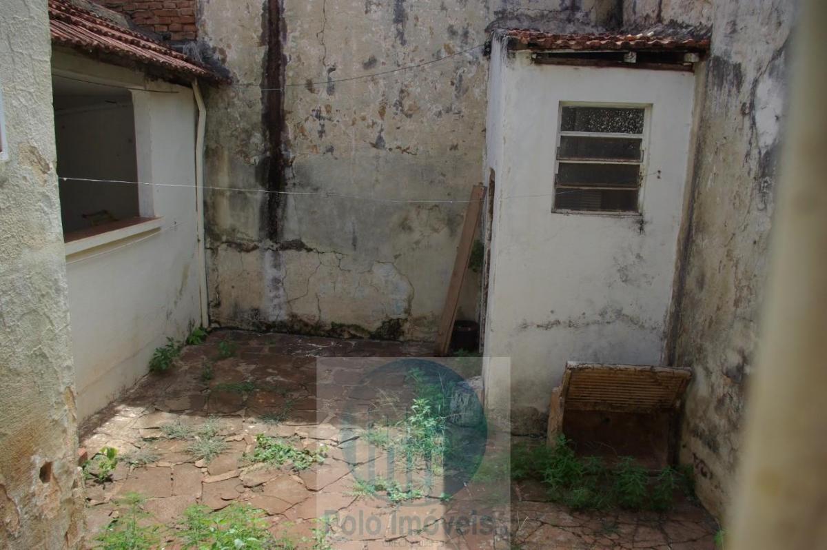 Casa, 1 quarto, 141 m² - Foto 2