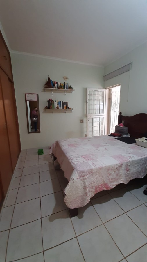 Casa, 4 quartos, 300 m² - Foto 33
