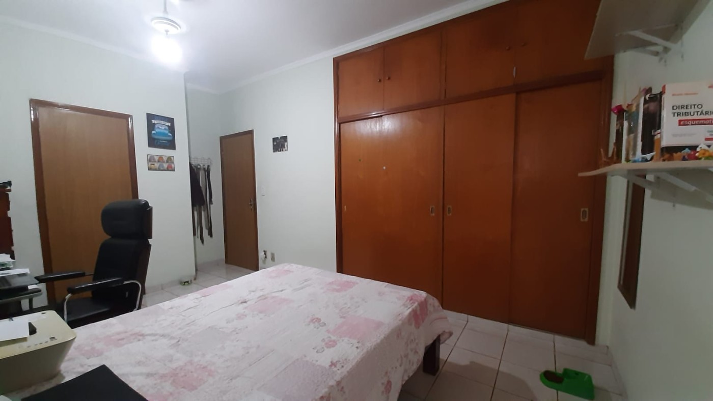 Casa, 4 quartos, 300 m² - Foto 35