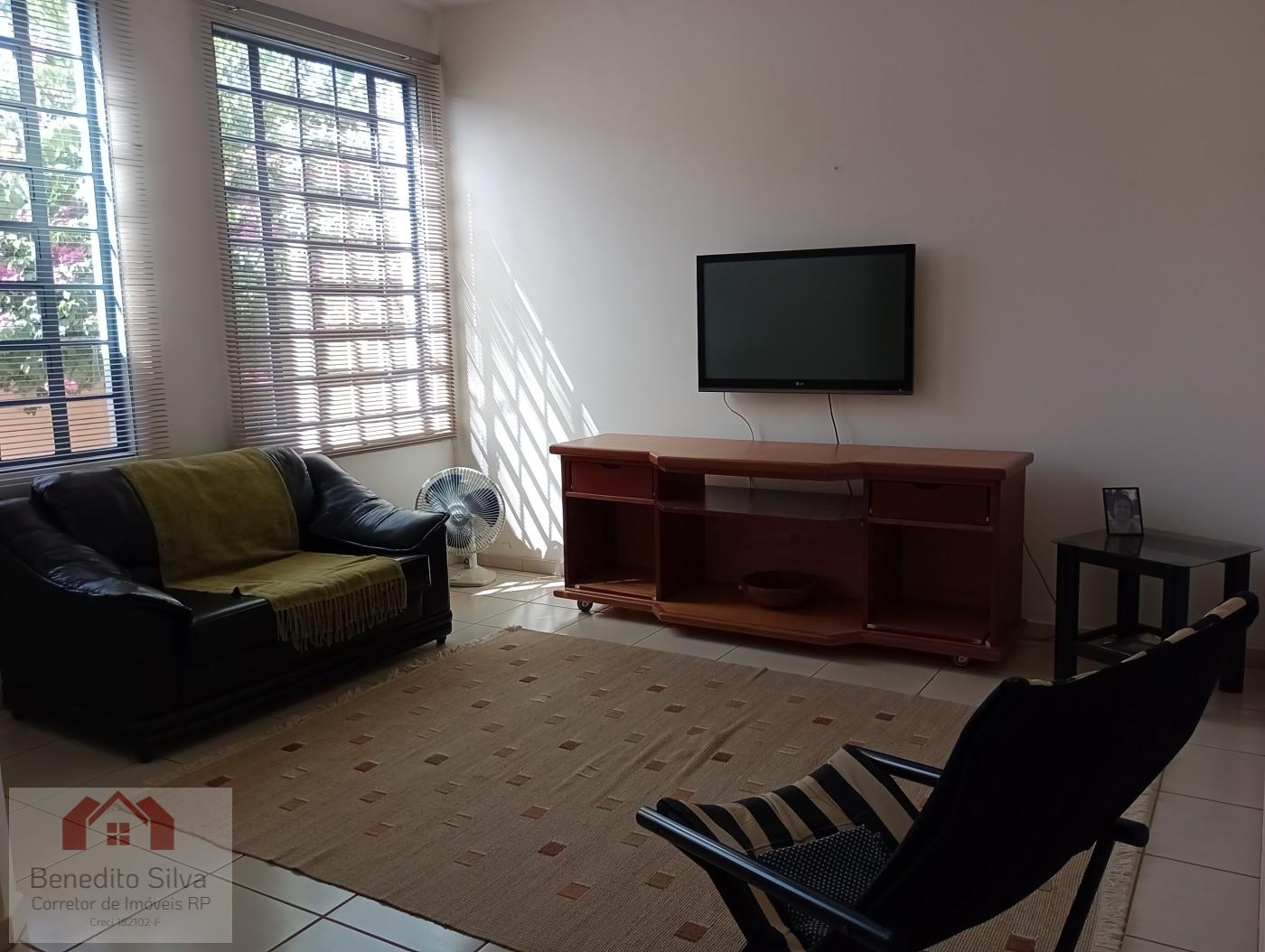 Casa, 4 quartos, 250 m² - Foto 1