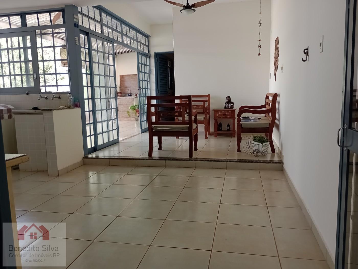Casa, 4 quartos, 250 m² - Foto 21