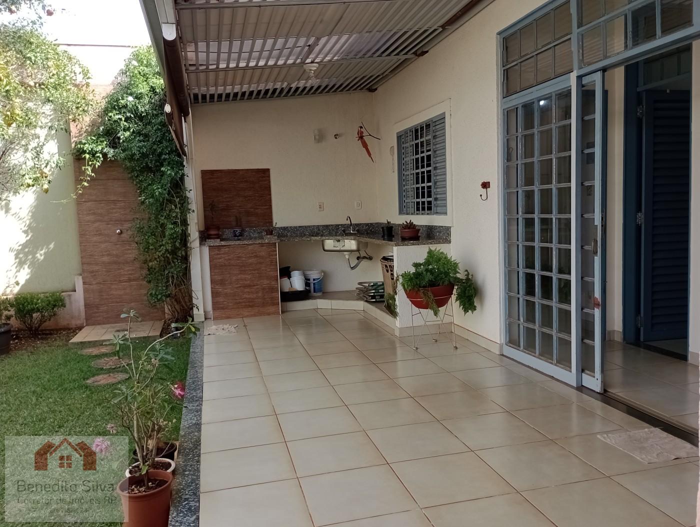 Casa, 4 quartos, 250 m² - Foto 31
