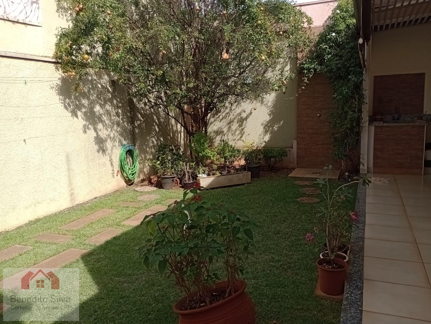 Casa, 4 quartos, 250 m² - Foto 36